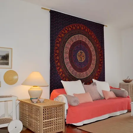 Centre 2 Bedroom Cozy 阿尔布费拉